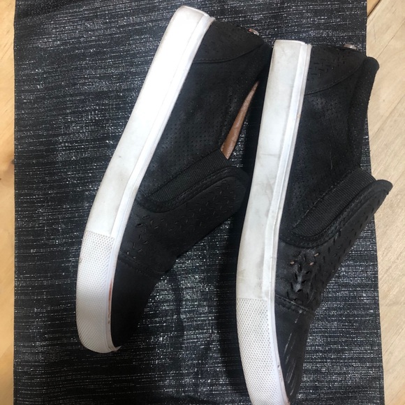 Steve Madden “Addie” Flats - Picture 5 of 9